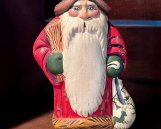 $95~ Vaillancourt Santa
