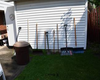 1352Back Yard