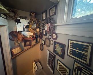 Hall decor, fall themed dolls, antiques