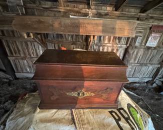 Singer sewing cabinet