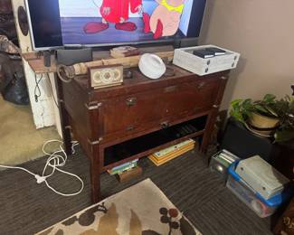 Montgomery Ward Egg Incubator