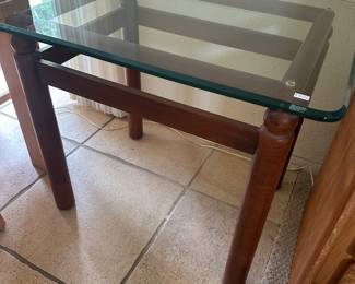 ETHAN ALLEN glass top lamp table