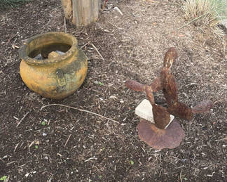 Lot 104: Garden Decor Items and Solar Lights