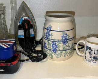 Lot 116: Assorted Kitchen and Household Items