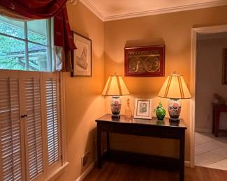 Table with 3 Drawers
