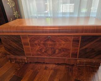 Honors-Bilt hope chest