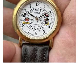 Lorus Mickey und Minnie Mouse Kalender Dress Watch selten b148