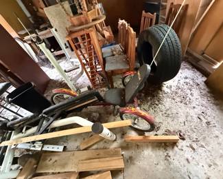 Highland Rd Park Blue Moon Estate Sale w/ Furniture, Antiques & Appliances