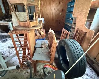 Highland Rd Park Blue Moon Estate Sale w/ Furniture, Antiques & Appliances
