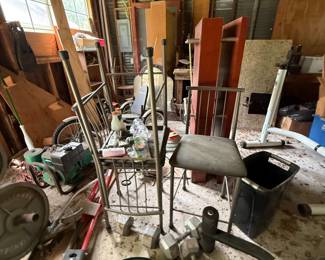 Highland Rd Park Blue Moon Estate Sale w/ Furniture, Antiques & Appliances
