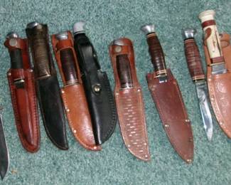 HUNTING KNIVES