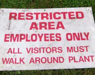 METAL SIGN