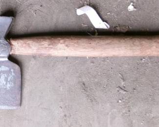 KEEN KUTTER HATCHET