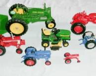 DIE CAST TRACTORS