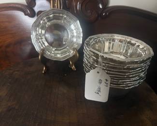 Item 27 800 silver 1233g $2,046.00 set 12 water/finger bowls5" wide by 2" deep