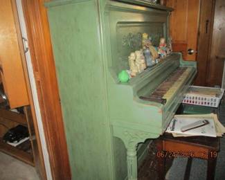 1913 Art Deco Piano (great for repurposing) owner taking offers