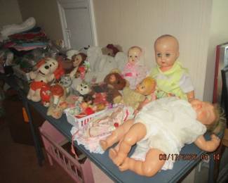 Vintage toys and dolls