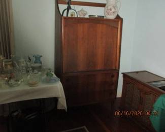 Mid Century secretary