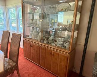China cabinet 