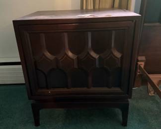 Mid-Century modern end table 