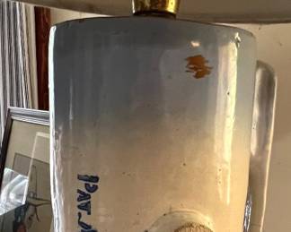 Pottery dispenser lamp