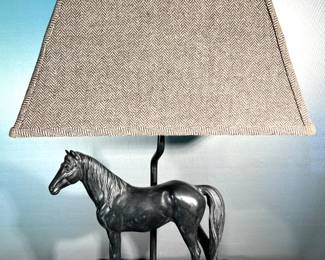 Heavy cast horse lamp