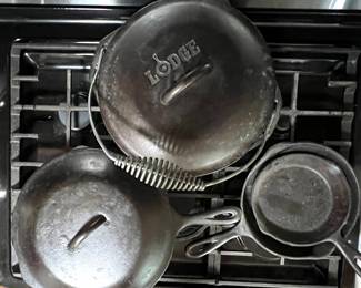 Cast iron cookware