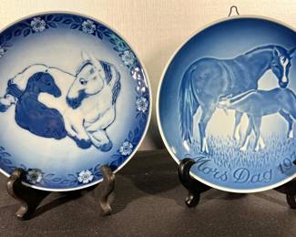 Delft commemorative plates