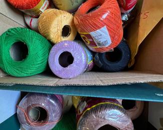Boxes of thread for crochet