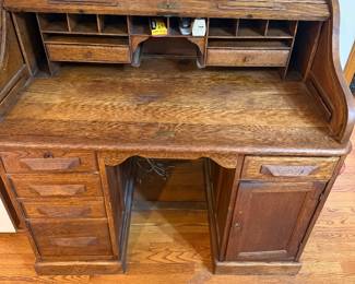 Roll top desk w/ top open