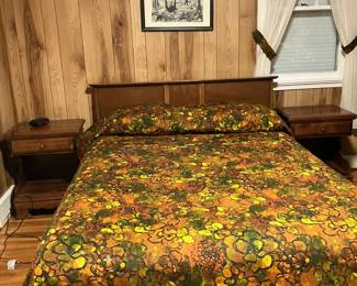 Double bedroom set -bed 2 night stands