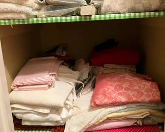 Assorted linens