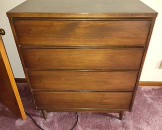 Mid Century Modern 4-drawer Walnut veneer Highboy