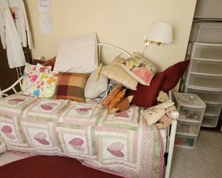 Day bed