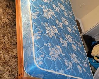 Twin bed