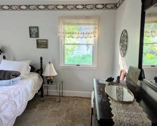Mirror Tray, Lamp, Art
