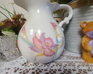 Misc Serving Pitchers