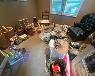 Mystery room - uncovering treasures soon