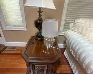 Side cabinet and table lamps