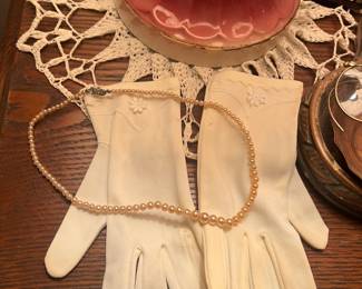 Old gloves of the era