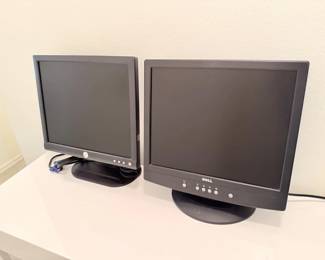130 DellMonitors