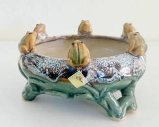 62 VintageMajolicaCeramicFrogBowl