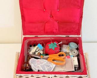 97 VintageWovenWickerSewingBoxwMixofSewingSupplies