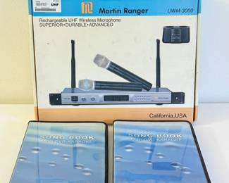 123 MartinRangerUWM3000wWirelessMicrophoneReceiverSongBooks