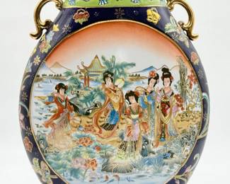 32 RoyalSatsumaStyleMoonFlaskVase