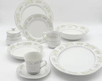 19 VintageNoritakeSavannahPatternFineChinaSet