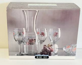 93 Mervyns5PieceGlassWineSet