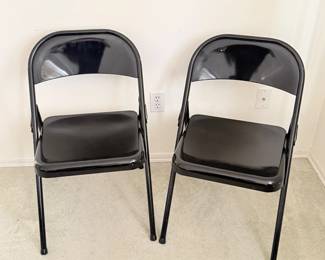 129 FoldingMetalChairs