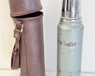 110 VintageAladdinStanleyThermoswCase