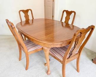 6 SolidOakDinningTablewChairs2Extensions